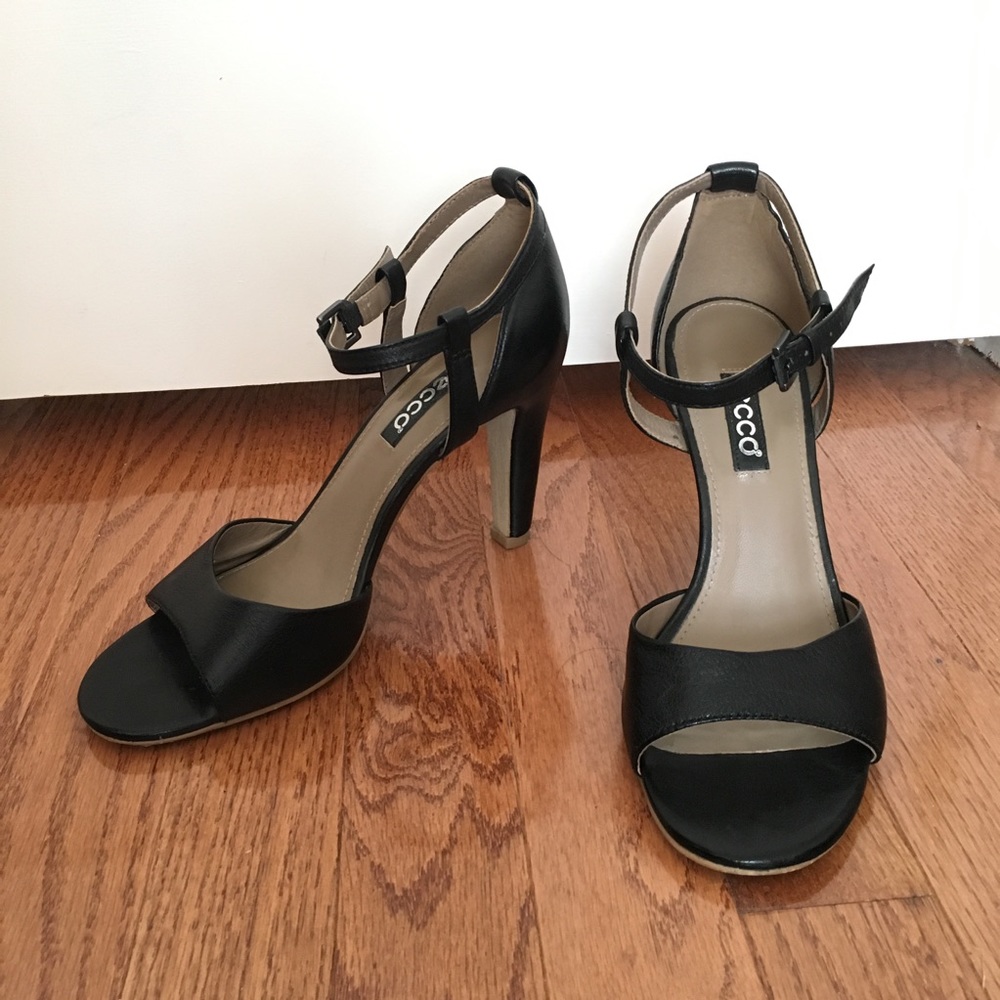 Ecco black stiletto sandal heels